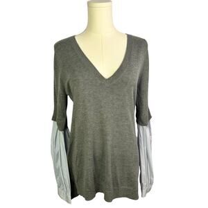 Trouvé Gray V-Neck Sweater with Blue shirt Sleeves